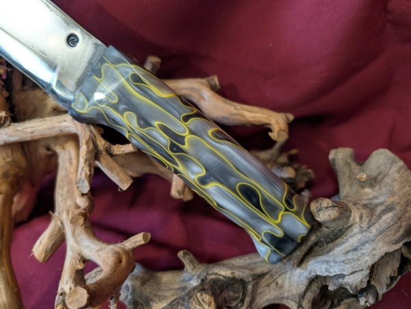 Messer mit Kunststoffgriff/Harz MK-5001